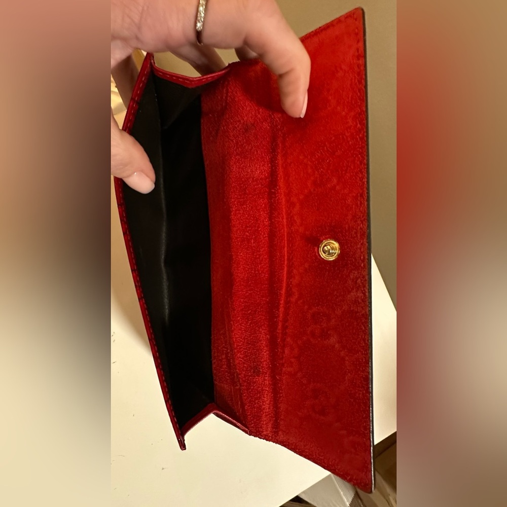 Gucci Red Patent Leather GG Guccissima Heart Wallet — Gold Accent - Picture 5 of 8